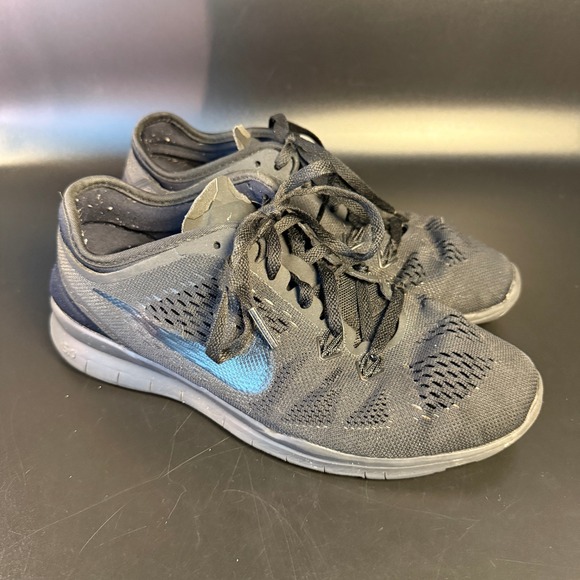 Nike Free‎ 5.0 Running Shoes Athletic Training Gym Black Sneakers US 6 - Picture 1 of 7